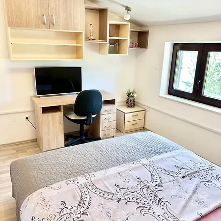 Spacious For 10 With A Big Private Pool * Trilj