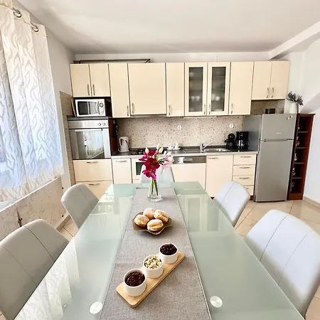 Spacious For 10 With A Big Private Pool Villa Trilj